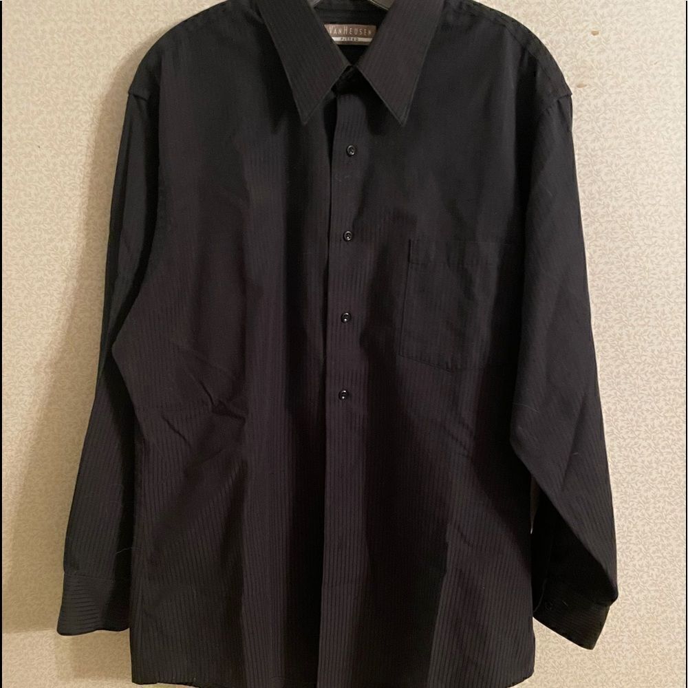 Van Heusen men’s shirt